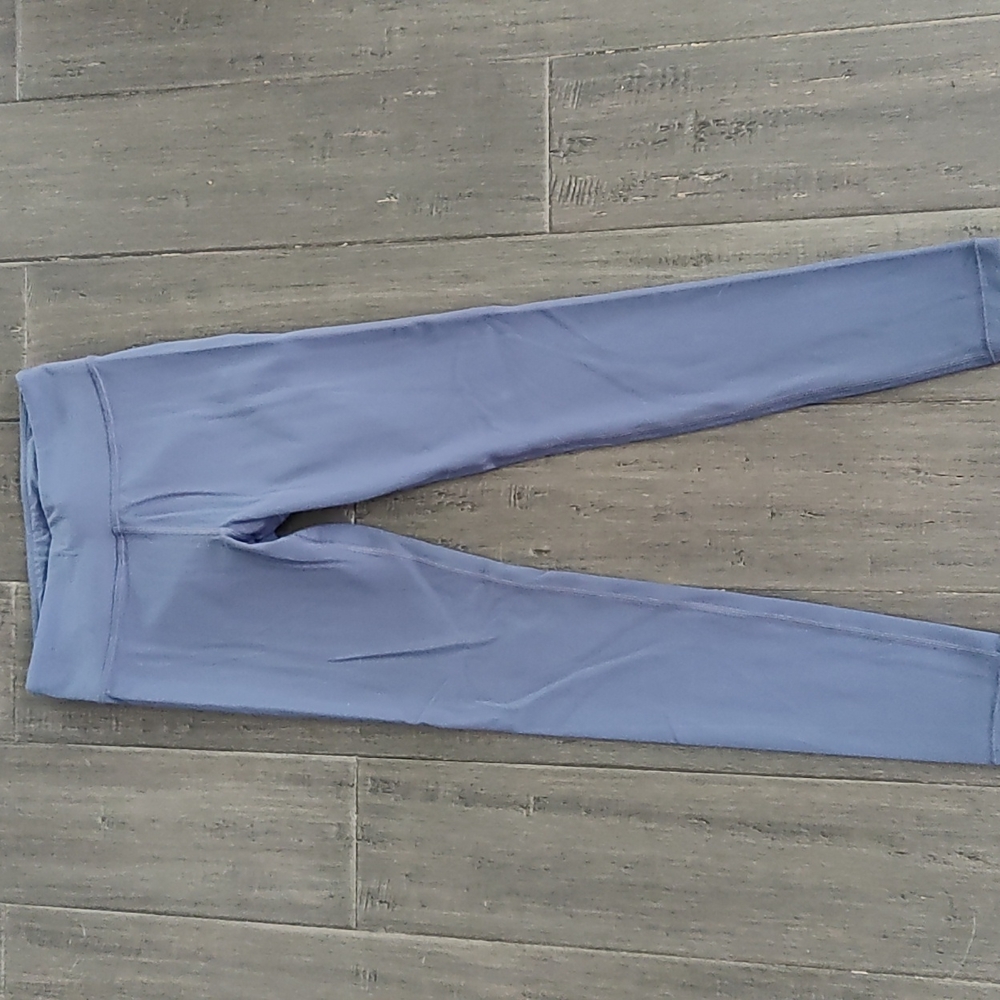 Athlete Girl like new high rise chit chat tight leggings